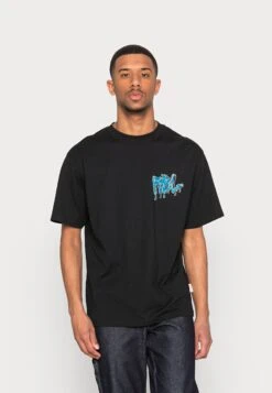 Redefined Rebel Unisex Tobias TeeT-Shirt Con StampaBlack Uomo T-shirt E Polo R06210038-Q11 9 Redefined Rebel Unisex Tobias TeeT-Shirt Con StampaBlack Uomo T-shirt E Polo R06210038-Q11 -Anna Field in Italia 00dec7de745a434db1a33233519808f6