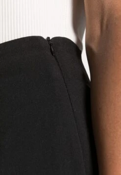 Anna Field Pantaloni Black Donna Pantaloni AN621A063-Q11 11 Anna Field Pantaloni Black Donna Pantaloni AN621A063-Q11 -Anna Field in Italia 09e269b040bb463eb938f9b4b40c1f40