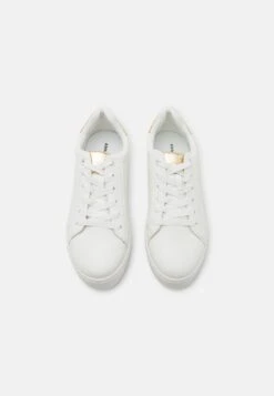 Anna Field Sneakers BasseWhite/Gold Donna Sneakers AN611A1AX-A13 13 Anna Field Sneakers BasseWhite/Gold Donna Sneakers AN611A1AX-A13 -Anna Field in Italia 0ac037b5d0234aec94c049a87c5d3362