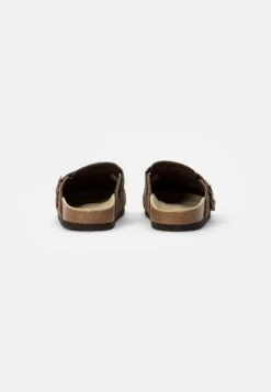 Pier One Leather Unisex - Pantofole - Brown -Anna Field in Italia 18a09b6c3e71439784e427988b058842