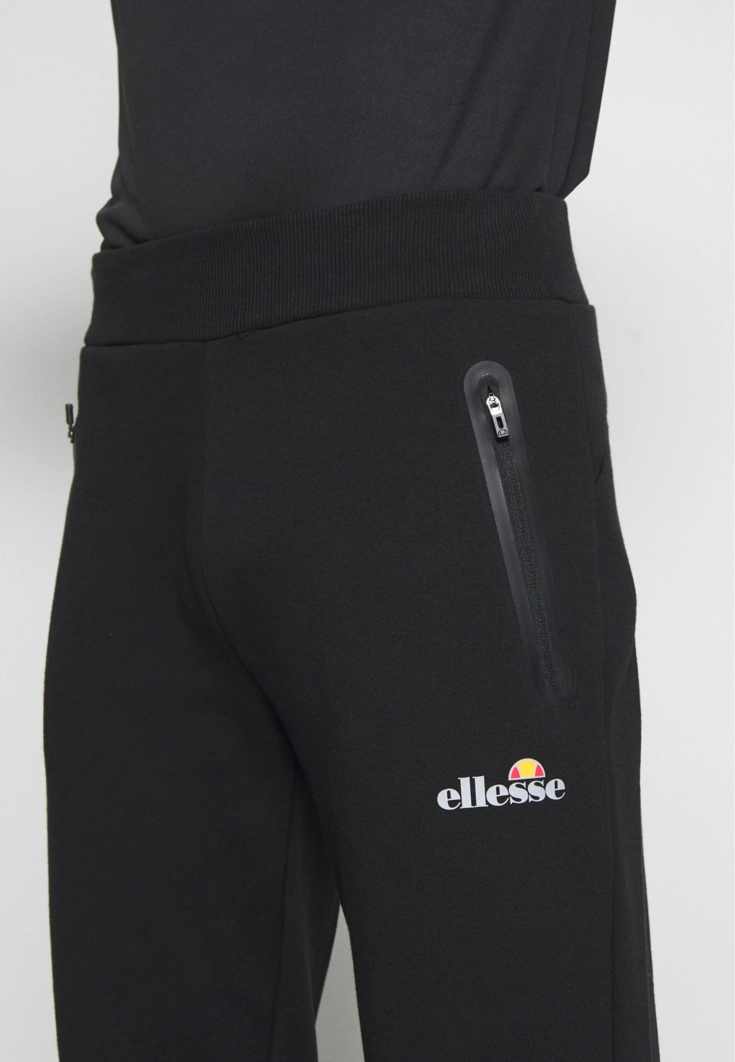 Ellesse Osteria - Pantaloni Sportivi - Black 8 Ellesse Osteria - Pantaloni Sportivi - Black - immagine 6