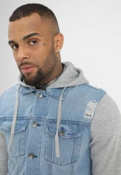 Redefined Rebel Funda JacketGiacca Di JeansLight Denim Uomo Giacche R0622T00V-K11 -Anna Field in Italia 5e9298d44e29481bbc91d17f928940a2