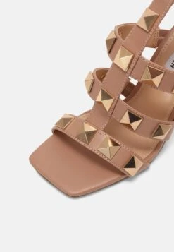 Steve Madden Capri - Sandali - Nude -Anna Field in Italia 651110374baa4a95834595cb115f1df3