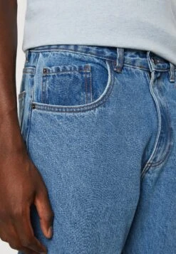 Redefined Rebel Kyoto - Jeans Baggy - Mid Blue -Anna Field in Italia 6abd84cfe714478d8aa598dc7e8c7583