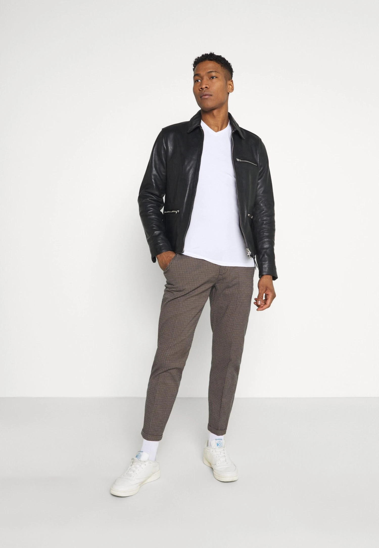 Redefined Rebel RrercanChinoBrown Uomo Pantaloni R0622E00Y-O11 4 Redefined Rebel RrercanChinoBrown Uomo Pantaloni R0622E00Y-O11 - immagine 2