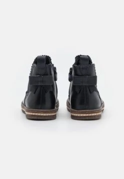 Friboo LeatherStivalettiDark Blue Bambini Stivali F5713I0EW-K11 10 Friboo LeatherStivalettiDark Blue Bambini Stivali F5713I0EW-K11 -Anna Field in Italia 7dc860eb5bf543b1803a72c19a238ff0