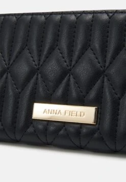 Anna Field PortafoglioBlack Donna Portafogli E Portachiavi AN651F04R-Q11 9 Anna Field PortafoglioBlack Donna Portafogli E Portachiavi AN651F04R-Q11 -Anna Field in Italia b356c8c6ce0c4a6fb35d83b425e808ca