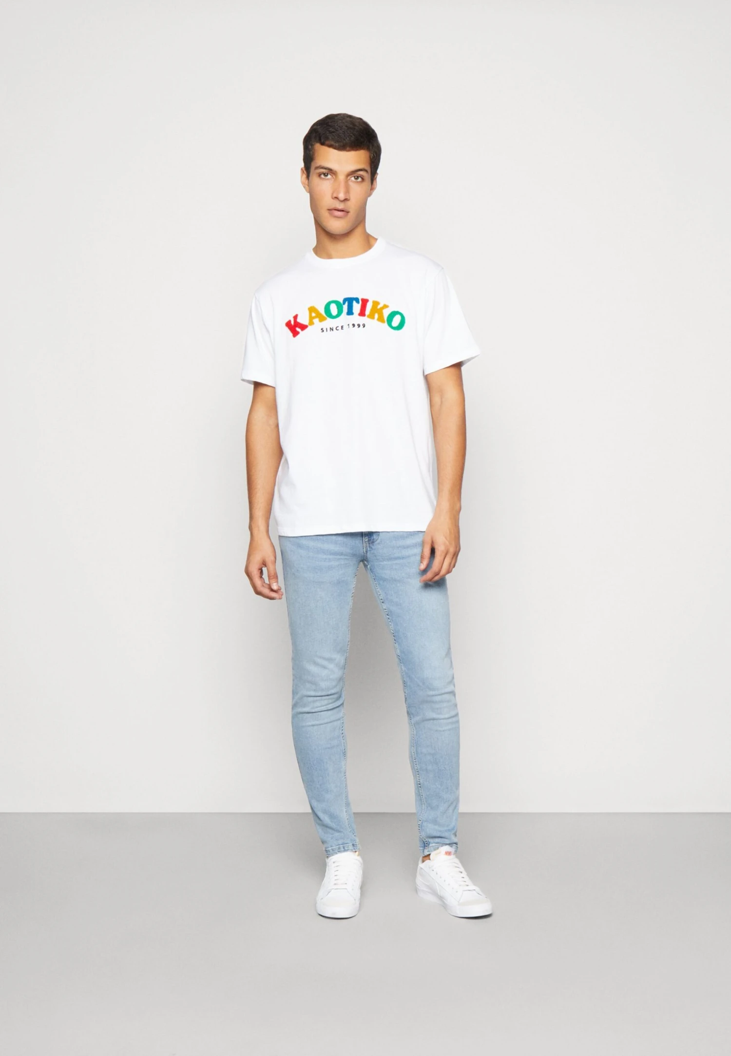 Redefined Rebel StockholmJeans Slim FitIndigo Sapphire Uomo Jeans R0622G06B-I11 4 Redefined Rebel StockholmJeans Slim FitIndigo Sapphire Uomo Jeans R0622G06B-I11 - immagine 2