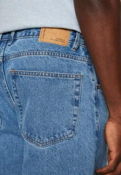 Redefined Rebel Kyoto - Jeans Baggy - Mid Blue -Anna Field in Italia d8c27708d049422fb35c3346a63fcb78