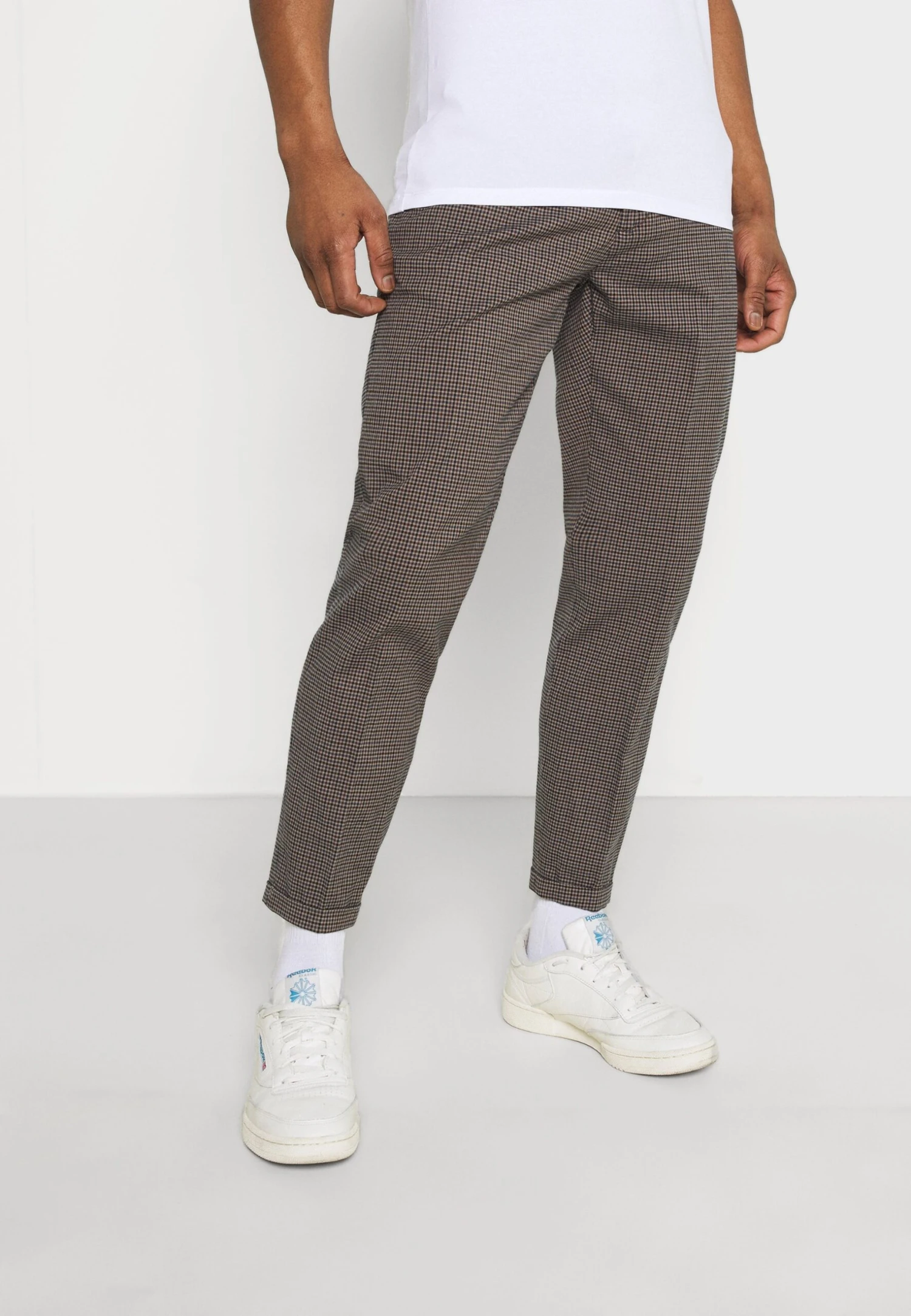 Redefined Rebel RrercanChinoBrown Uomo Pantaloni R0622E00Y-O11 3 Redefined Rebel RrercanChinoBrown Uomo Pantaloni R0622E00Y-O11