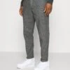 Redefined Rebel RrercanChinoDark Grey Uomo Pantaloni R0622E00Y-C13 -Anna Field in Italia eebb8807d5194aac9d0d1d43ec7b6b0f