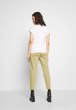 Anna Field T-Shirt Con Stampa - Off-White -Anna Field in Italia f2c816b362f94baf8291e07204ec1fdc