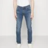 Redefined Rebel Copenhagen- Jeans Slim Fit - Medium Blue 2 Redefined Rebel Copenhagen- Jeans Slim Fit - Medium Blue -Anna Field in Italia f8d7c8550f894b178fc5f99f474f61d6