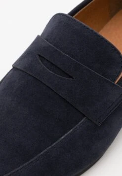 Pier One Mocassini ElegantiDark Blue Uomo Scarpe Eleganti PI912C09E-K11 -Anna Field in Italia f9035fe5ef234c679800ecb1c5610f9e