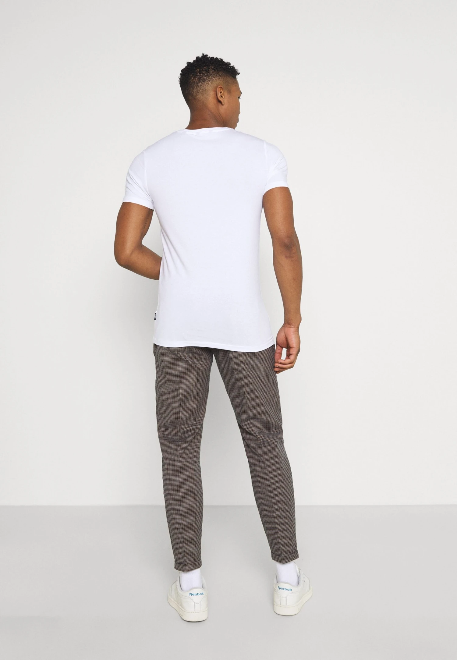 Redefined Rebel RrercanChinoBrown Uomo Pantaloni R0622E00Y-O11 5 Redefined Rebel RrercanChinoBrown Uomo Pantaloni R0622E00Y-O11 - immagine 3